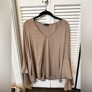 Bell Sleeve Long Sleeve Top